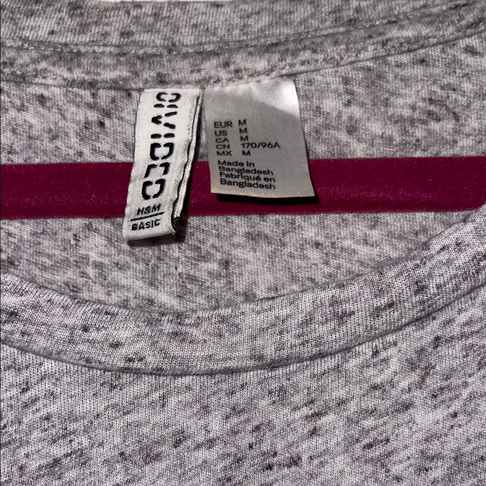 Divided Gray Casual T-Shirt Dress - Picture 4 of 4